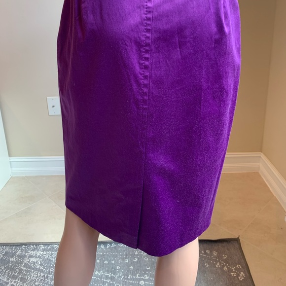 Hugo Boss pencil skirt - Picture 8 of 10